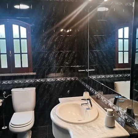 Casa Com Arte - With Swimming Pool Vakantiehuis *