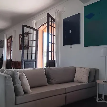 Casa Com Arte - With Swimming Pool Vermelha