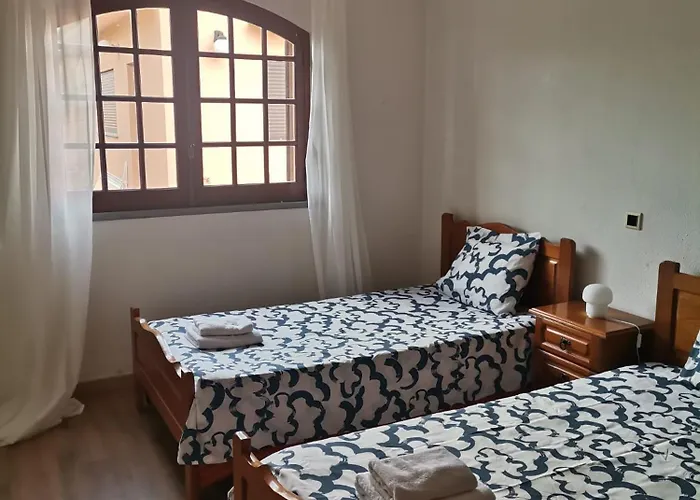 Feriehus Casa Com Arte - With Swimming Pool Vermelha