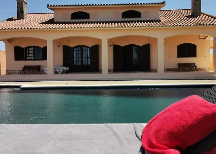 Casa Com Arte - With Swimming Pool Feriehus Vermelha