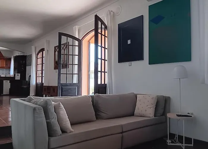 Casa Com Arte - With Swimming Pool Vermelha